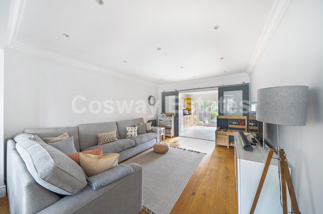 Longfield Avenue, London